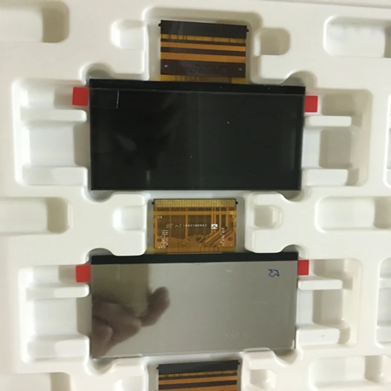 TM033NFH01    LCD Screen Display