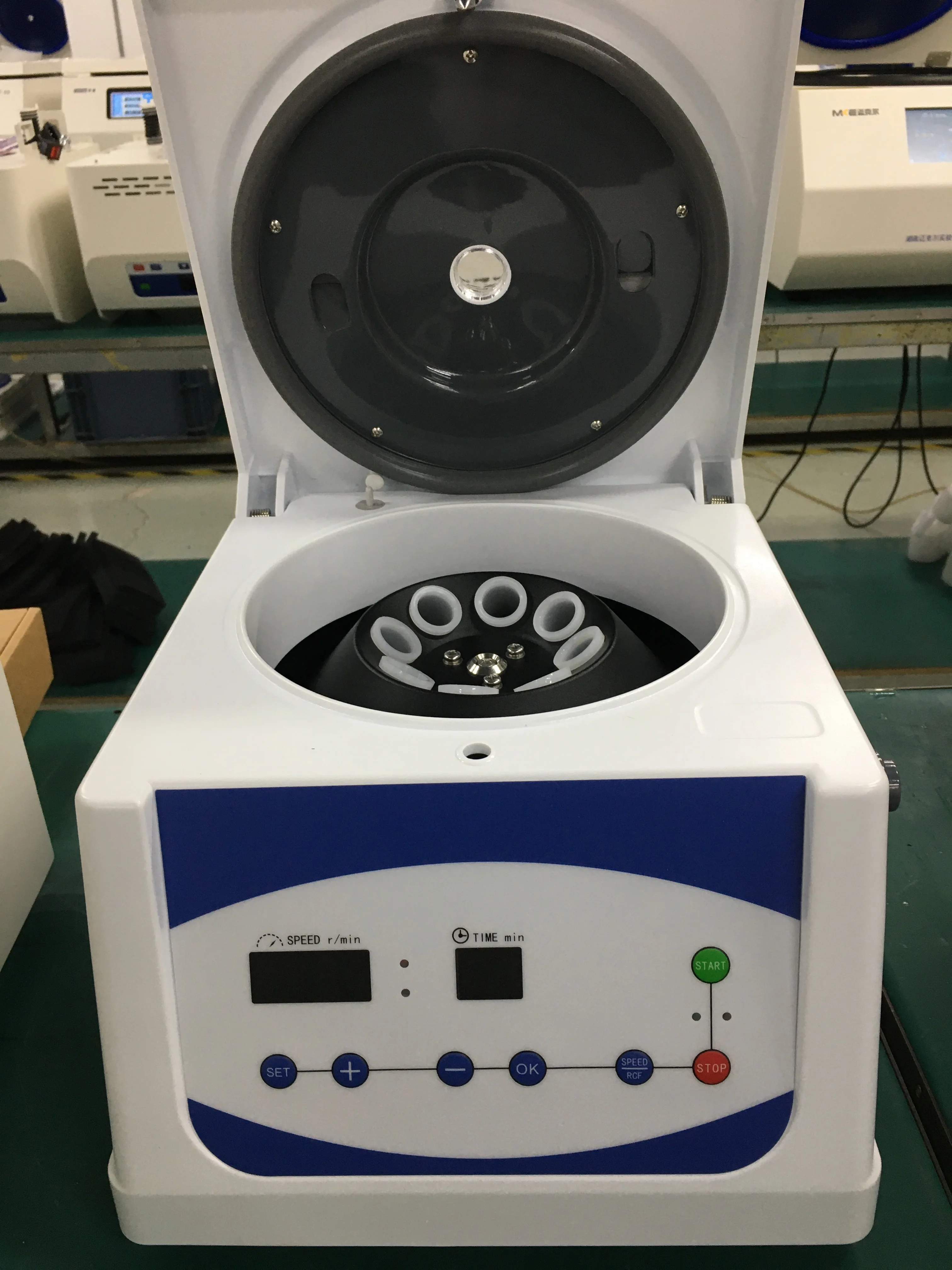 MKE TD4 Micro Benchtop Max 4000 RPM Low Speed Portable 8*15ml Tubes Centrifuge Machine 2100xg RCF Universal Laboratory Use