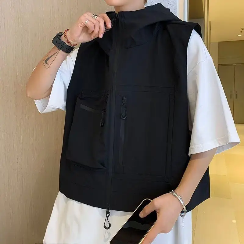 

American Vintage Tactical Hooded Vest​ Short Cargo Jacket with Multiple Pockets Unisex Loose Fit Streetwear Outerwear