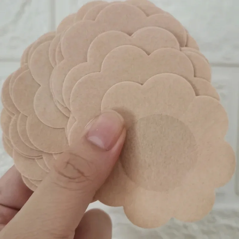 300pcs 여성 보이지 않는 일회용 젖꼭지 커버 스티커 꽃 라운드 자기 접착 유방 브래지어 패딩 가슴 통기성 패치 브래지어