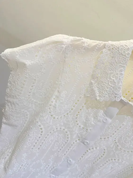 

Ele Hollow out Lace ort Sve Embroidered irt Women's Summer Faion Slimming Top Korean Sle Loose Fit Ne