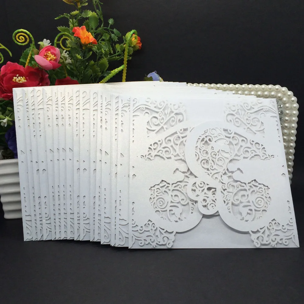 

50pcs/pack Delicate 250gsm Pearl Paper Wedding Invitation Card Heart Pattern Hollow Out Carved Crafts Card for Wedding Party