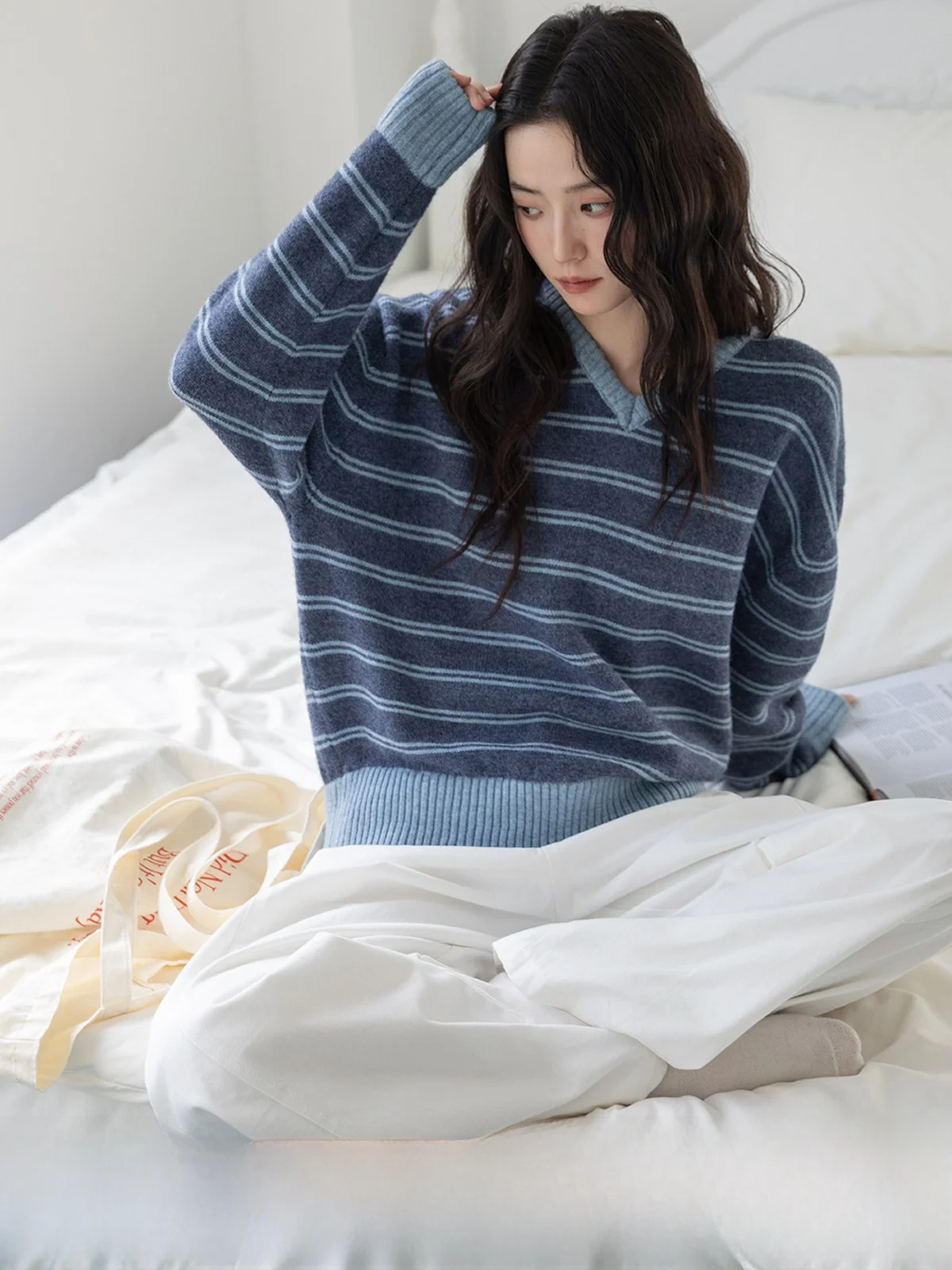 

Loose Long Sve V-Ne Sweater Women's Knitted Top Color Blo Stripes Crew Ne Autumn Winter Comfortable High-End Feeling