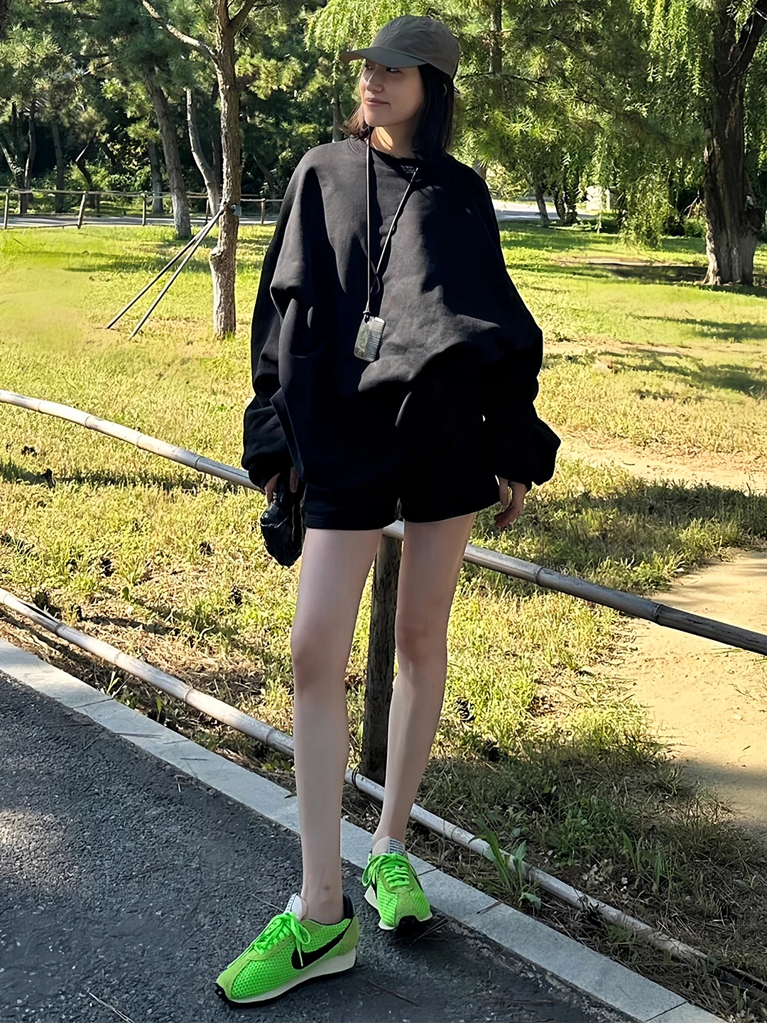 

Casual Loose Women's Sportswear Set Summer 2026 Comfortable Slimming T-Shirt Shorts Two-Piece Set Fashionable Versatile Outfit
