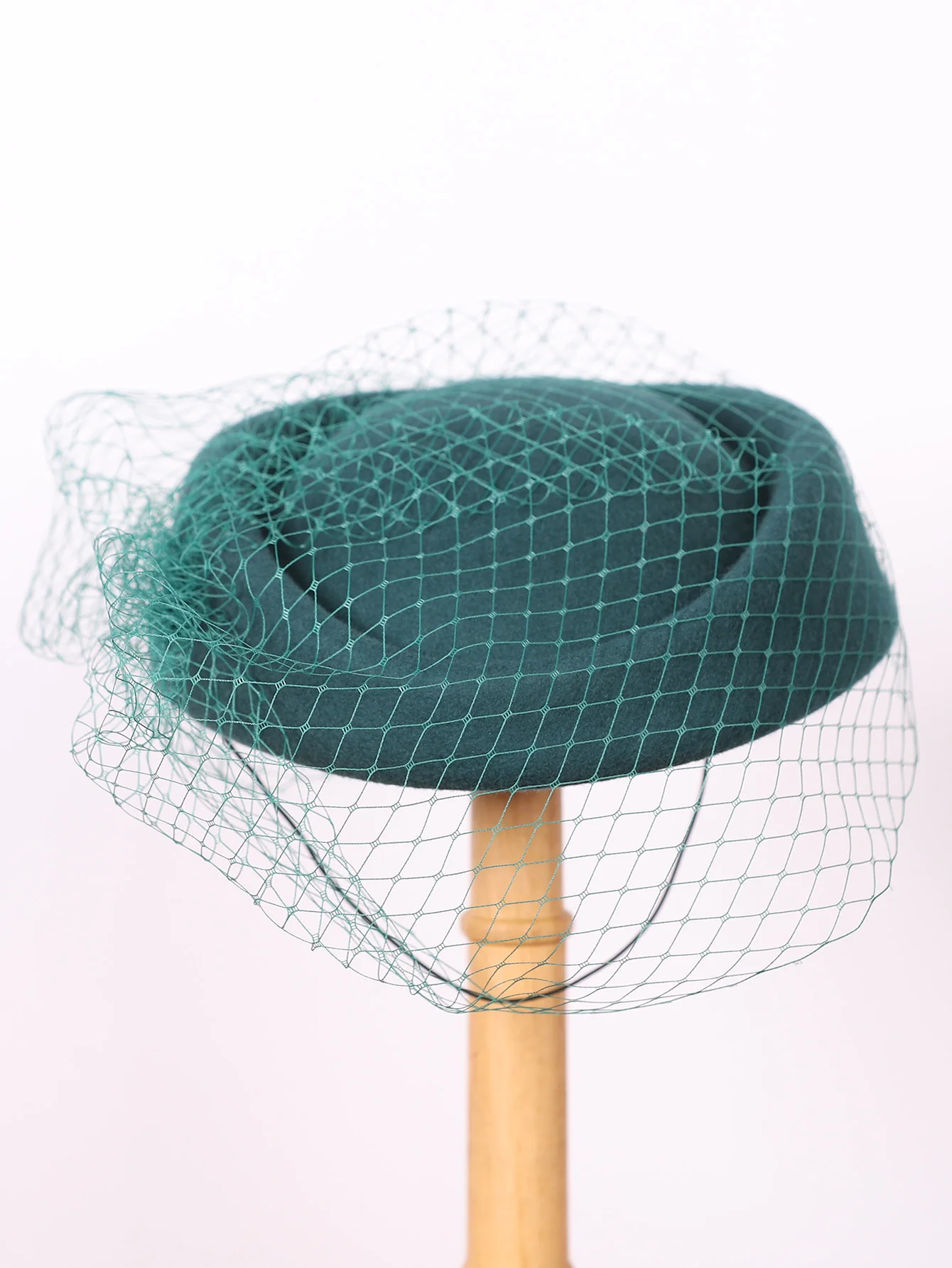 Thumbnail 4 - #53 Ranked Fascinators Picks in 2026