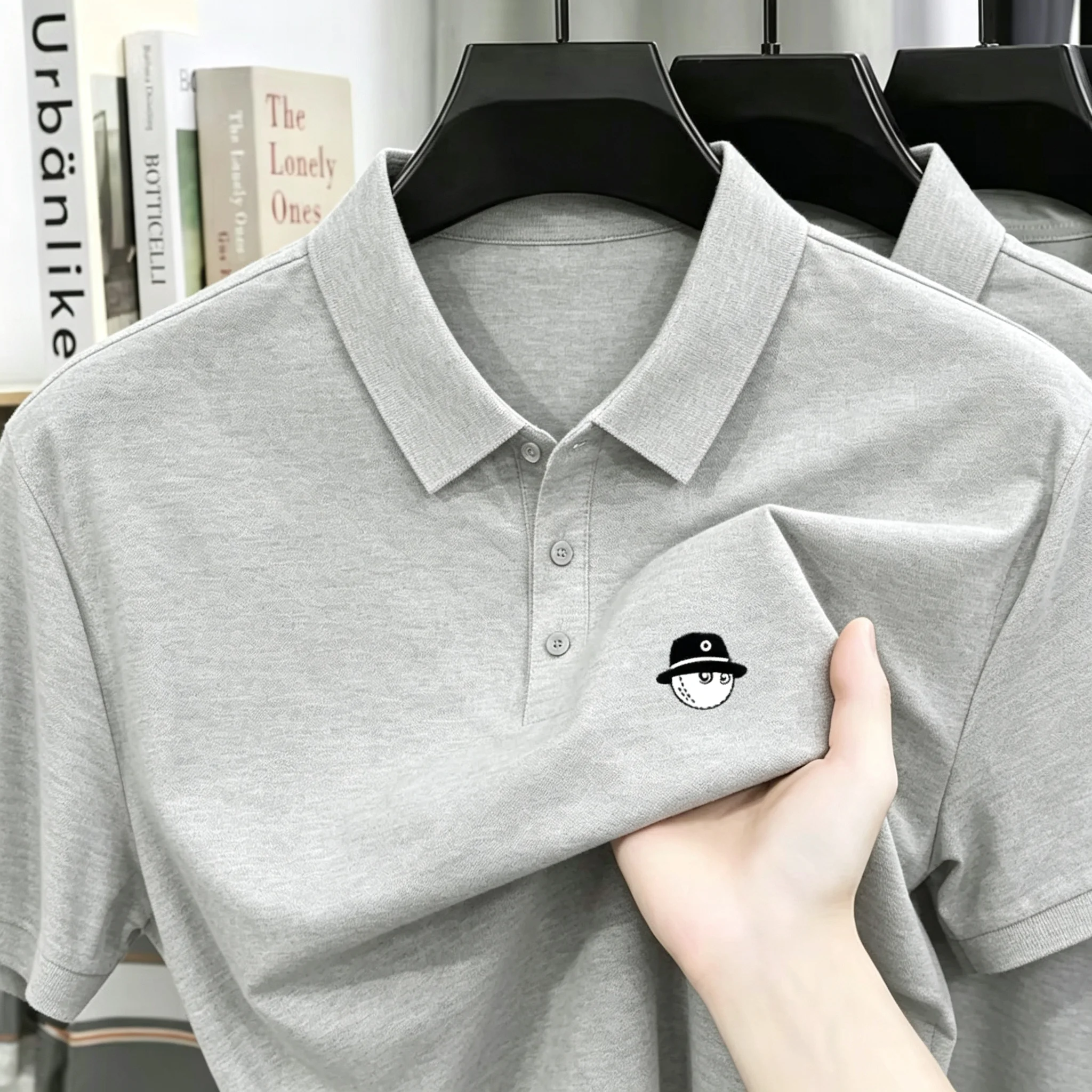 Sommerliches Herren-Golf-Poloshirt im neuen Stil mit modischer Stickerei, bequemes und atmungsaktives, lässiges Business-T-Shirt-Poloshirt – Detail 11