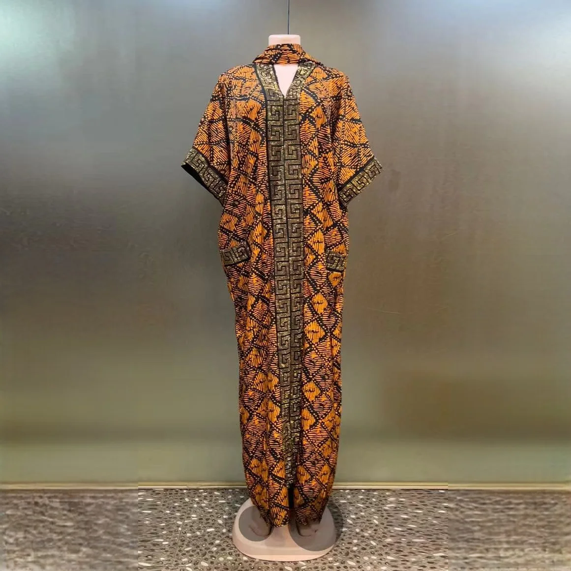 2025 New Fashion Hot Style Heavy Industry Hot Diamond Flap Pocket Pants Middle Eastern Bubu V Neck Evening Dress African Print Loose Muslim Women's Dress