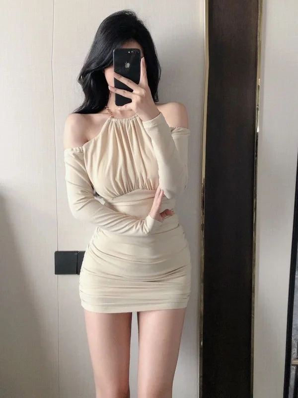 Nightclub Spring New Sister Style Spicy Girl Sexy Off The Shoulder Hanging Neck Dress Women's Wrap Buttocks High Grade Tight 9S1