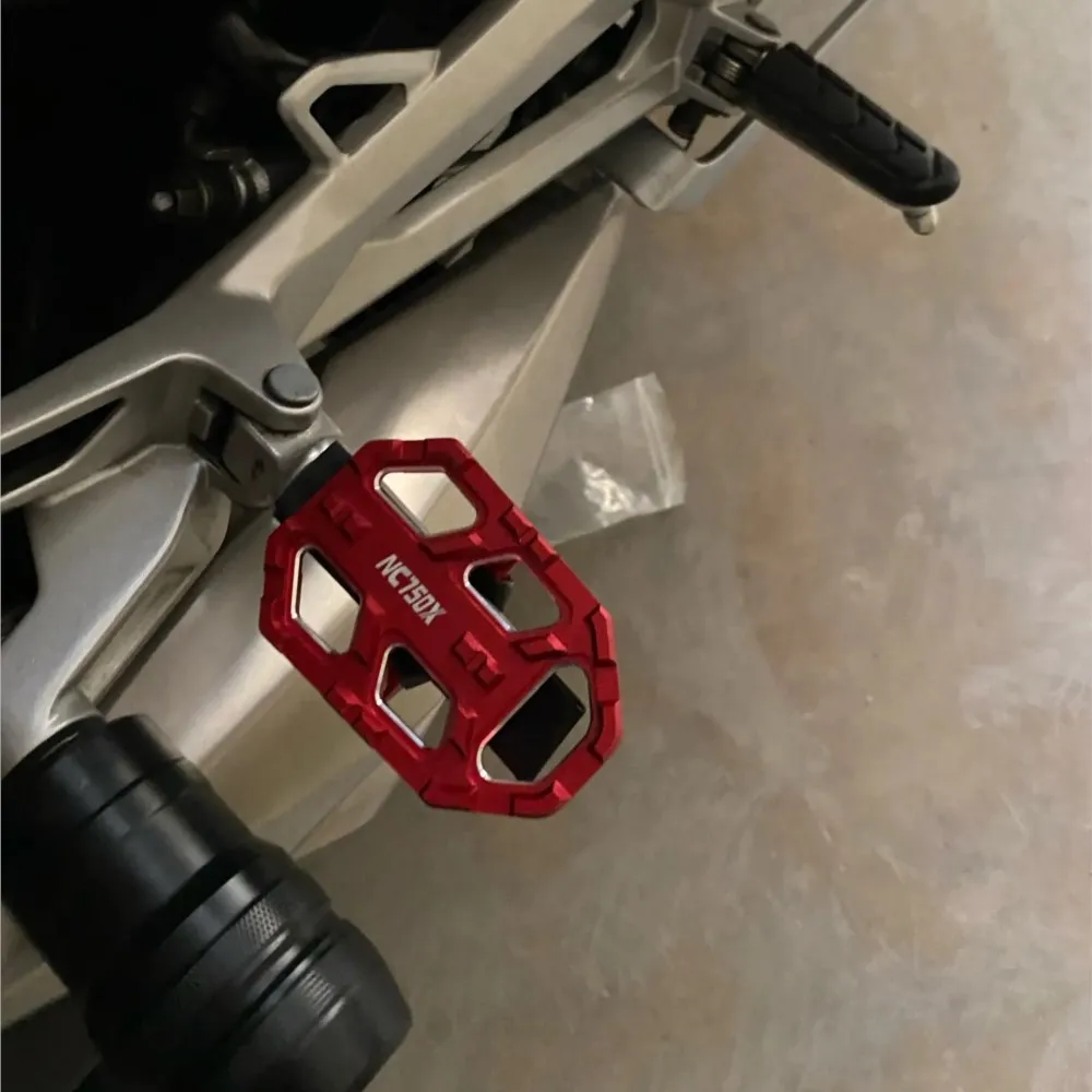 FOR HONDA CB500X CB500F CB400X CB400F Motorcycle Accessories CNC Aluminum Footrest Foot Peg Rider Wide Footpegs NC750X NC750S