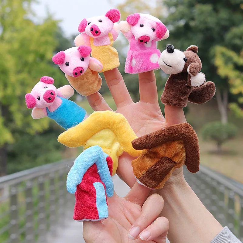 8pcs/lot Baby Cartoon 3 Little Pigs Characters Finger Puppets Theater Show Soft Dolls Props Kids Toys for Children Gift Game GYH