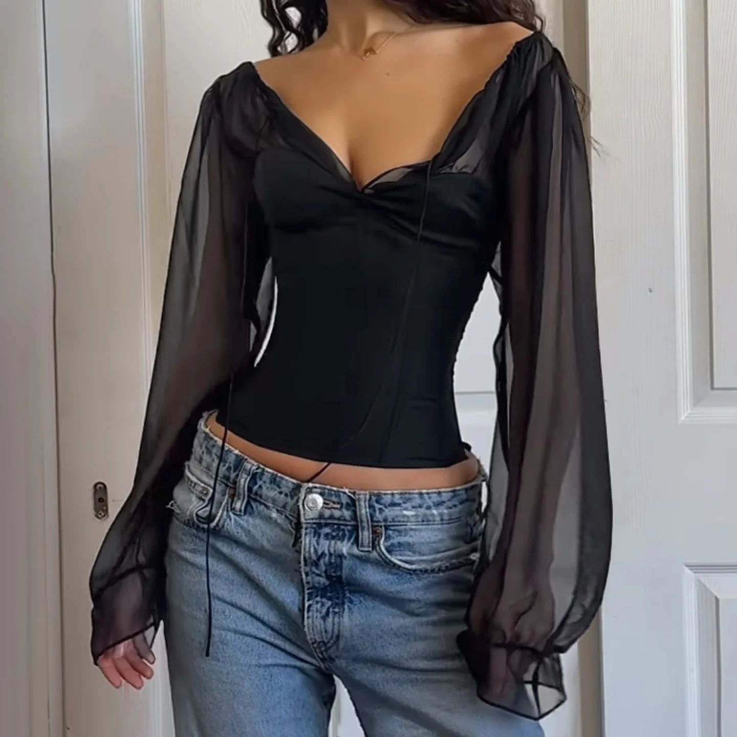 Kaos Wanita Elegan Model Patchwork Mesh Transparan Slim-Fit V-Neck Lengan Panjang Musim Gugur Musim Semi 2025
