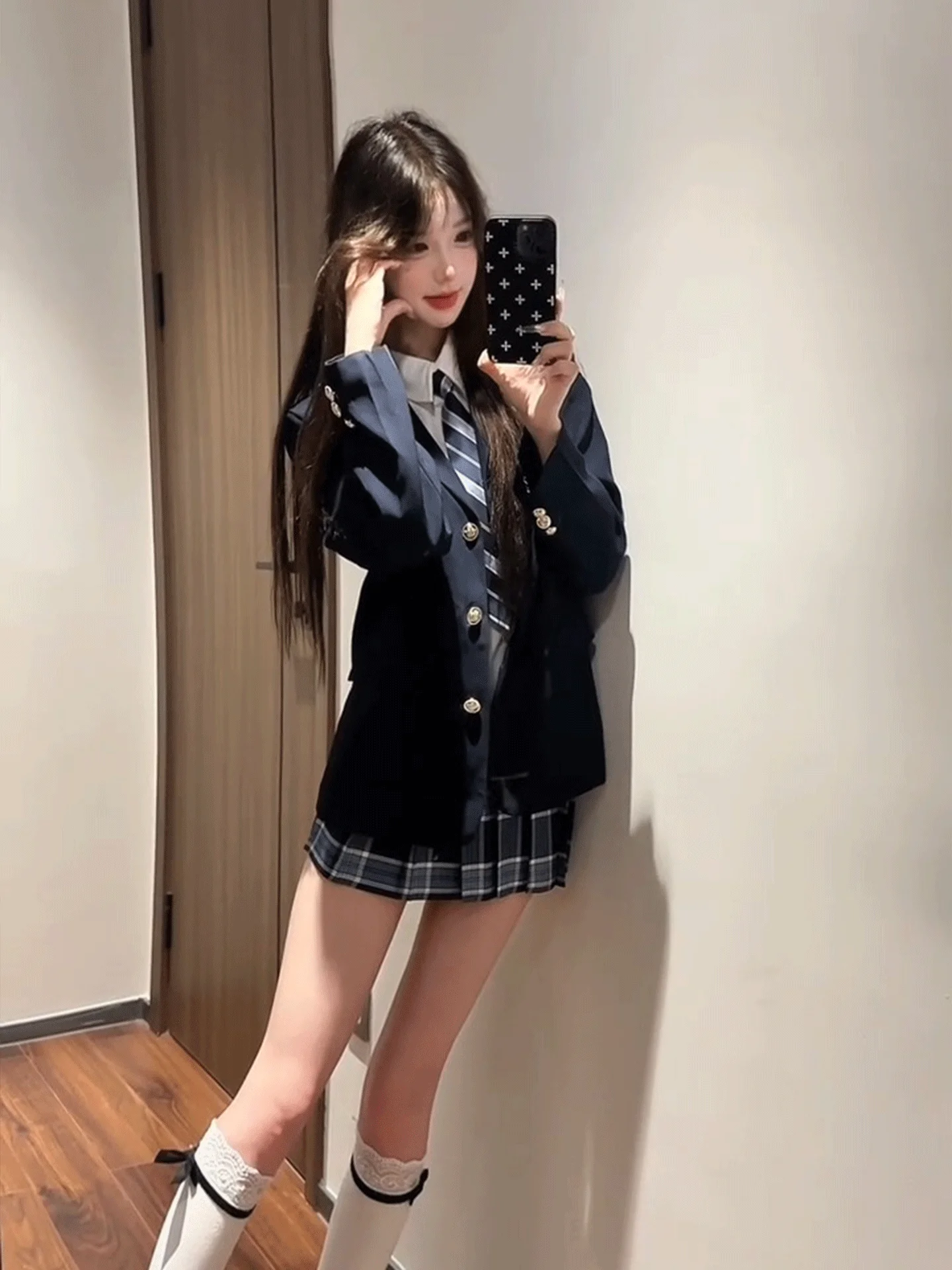 

Women's College Sle JK orm Set Tee-Button Suit Skirt Outerwear Pleated Skirt School Supply Feel Four-Piece Set