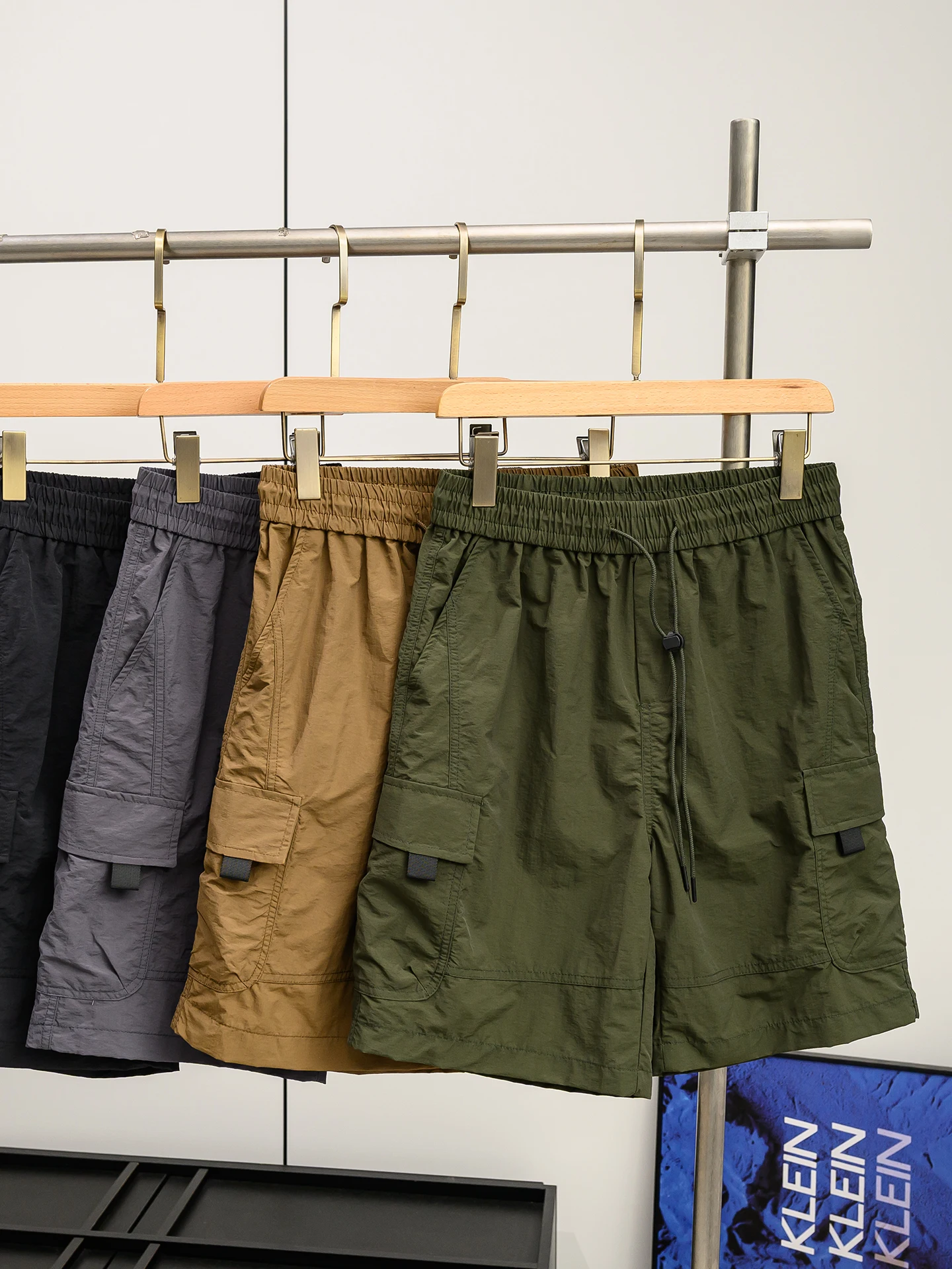 

American Style Outdoor Men's Lightweight Comfortable Quick Dry Breathable Casual Shorts Durable Wear Resistant Summer Workwear