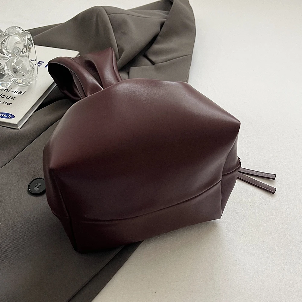 

Women PU Fashion Tote Bag Large Capacity Chic Hobo Bag Zipper Closure Stylish Wristlet Handbag Solid Color Casual Knot Pouch