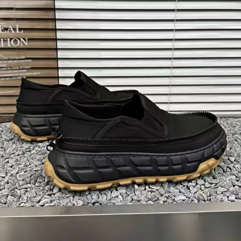 

Весенне-осенняя парусиновая мужская обувь - это модная, индивидуальная, на толстой подошве, увеличивающая рост, легкая и дышащая.