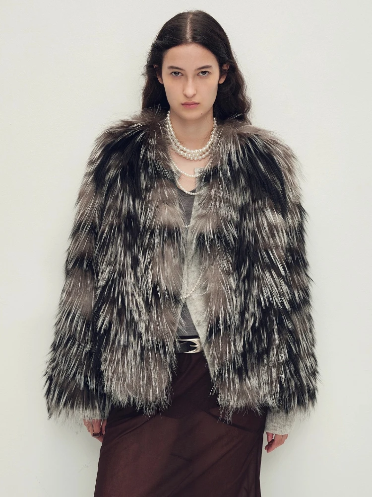 

High-end Luxury Natural Fox Fur Winter Jackets for Women Simple V-neck Elegant Handmade Tie-dye Fluffy Warm Short Real Fur Coat