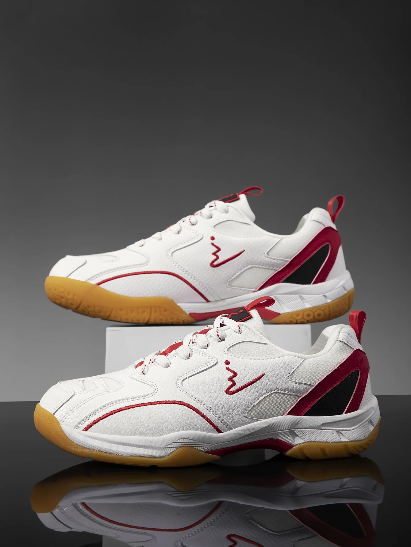 Badminton Shoes Men Women Professional Court Shoes Breathable Anti Slip Training Sneakers Comfortable Sports