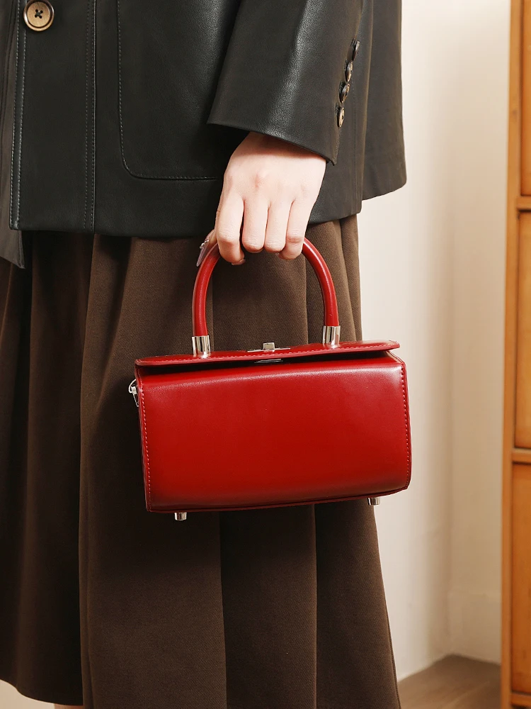 

Red Leather Crossbody Bag Women's Luxury Handbag Box ape Handheld Wedding Commuting Versatile oulder Bag Soft Cowhide Lea...