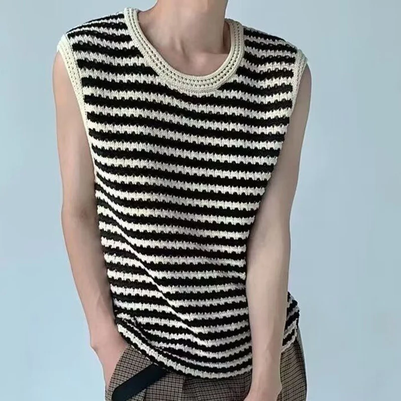 

Fashion O-Neck Spliced Knitted Striped Tanks Female Clothing Summer New Loose Korean Tops Sleeveless Casual T-Shirts