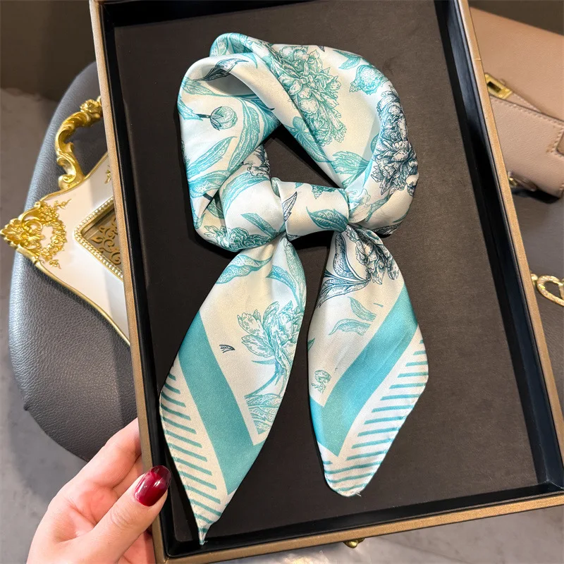 Luxus Satin Haar Schal Frauen Taschentuch Druck Weibliche Kopf Bandana Kleine Neck Schalldämpfer Hijab Dame Mädchen 70*70 cm quadratische Schals