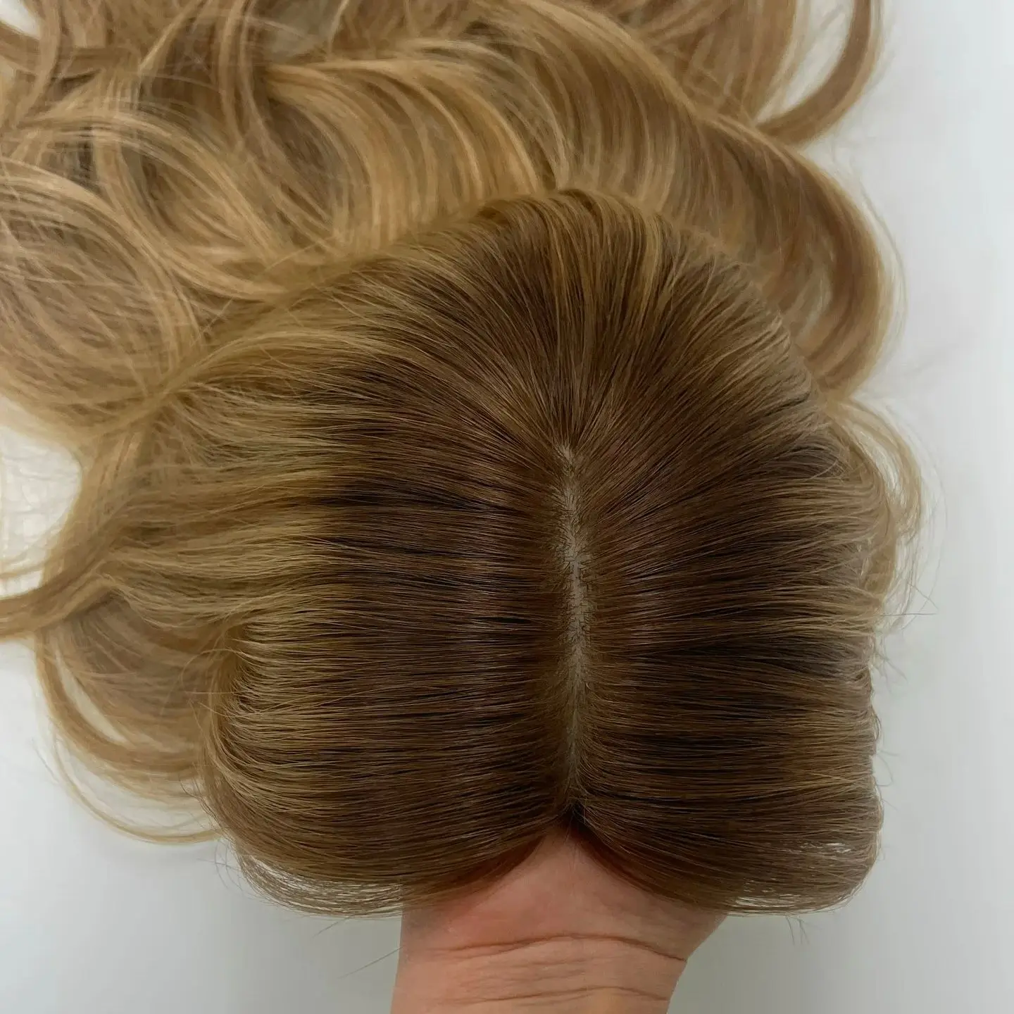Ombre Caramel Brown Natural Hair Wig Full Roots 18 Inches Realistic Look Natural Hairline High Quality Heat Resistant Fiber Wig