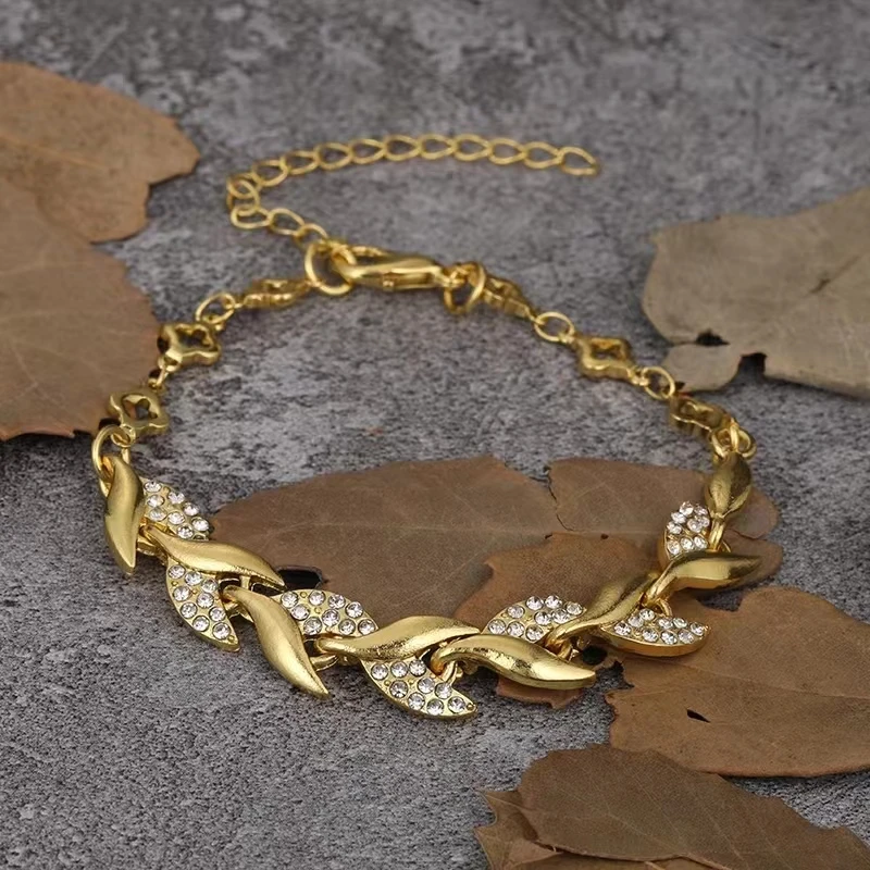 Hip Hop Leaf Bracelet For Women Gold Color Twisted Shiny Crystal Stone Charm Bracelet Elegant Adjustable Chain Daily Jewelry image 3
