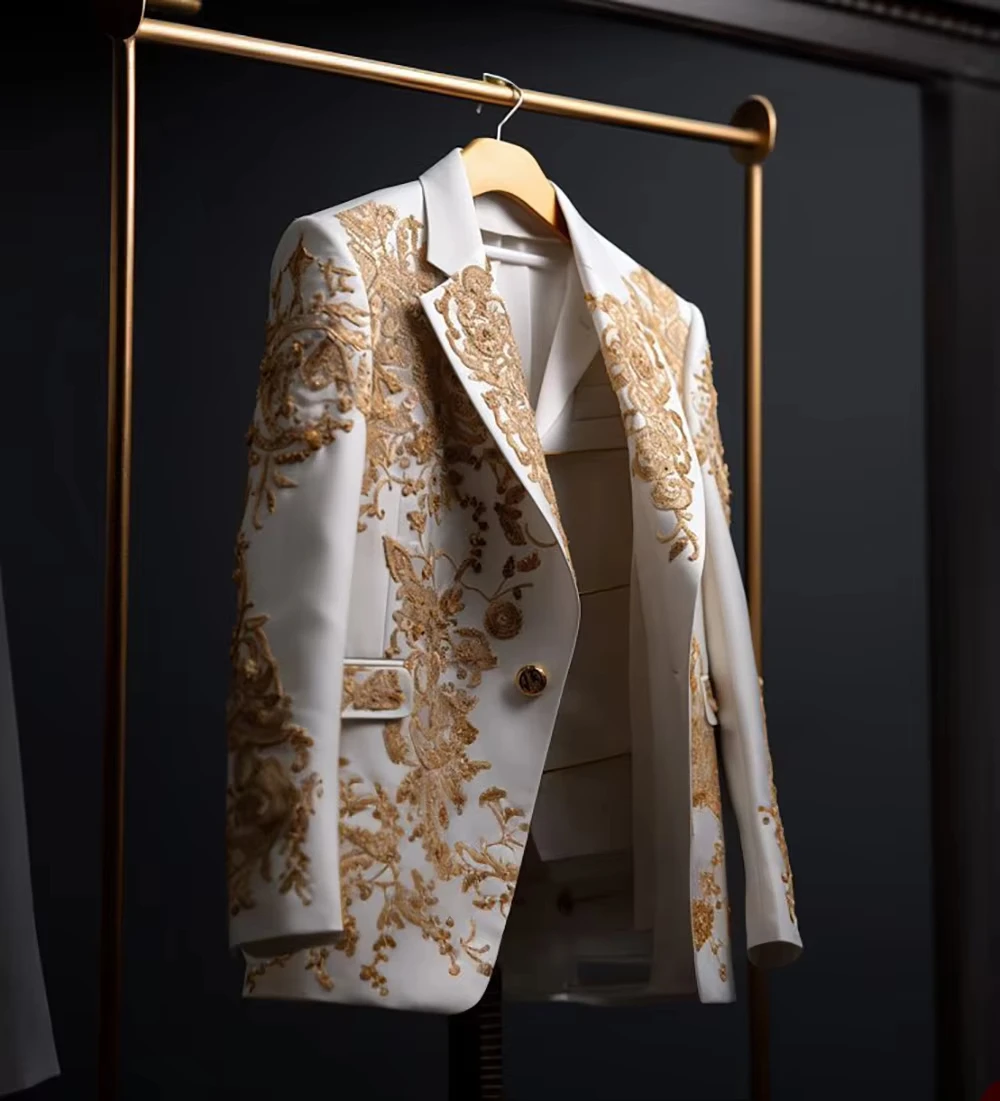 Luxury Men's Suit Gold Exquisite Embroider Business One Piece Men Blazer Jacket Tailor-Made Groom Formal Occasions Customized