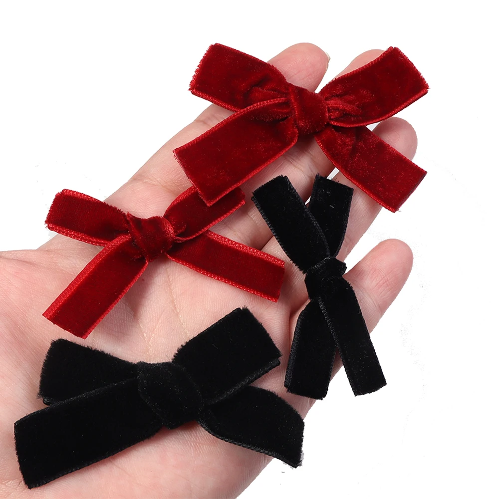 

10Pcs/Lot Colourful Velvet Ribbon Bows Handmade For DIY Sewing Crafts Clothes Headwear Accessories Party Wedding Decoration Bow