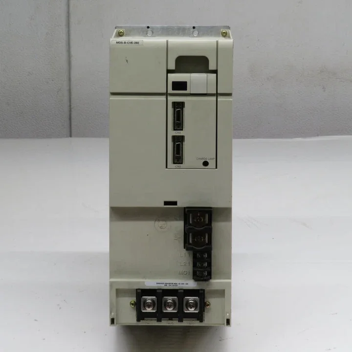 Nuevo y Original MDS-B-CVE-260 MDS-B-CVE-220 MDS-B-CVE-185 MDS-B-CVE-150 piezas de automatización de servomotor de CA un año de garantía