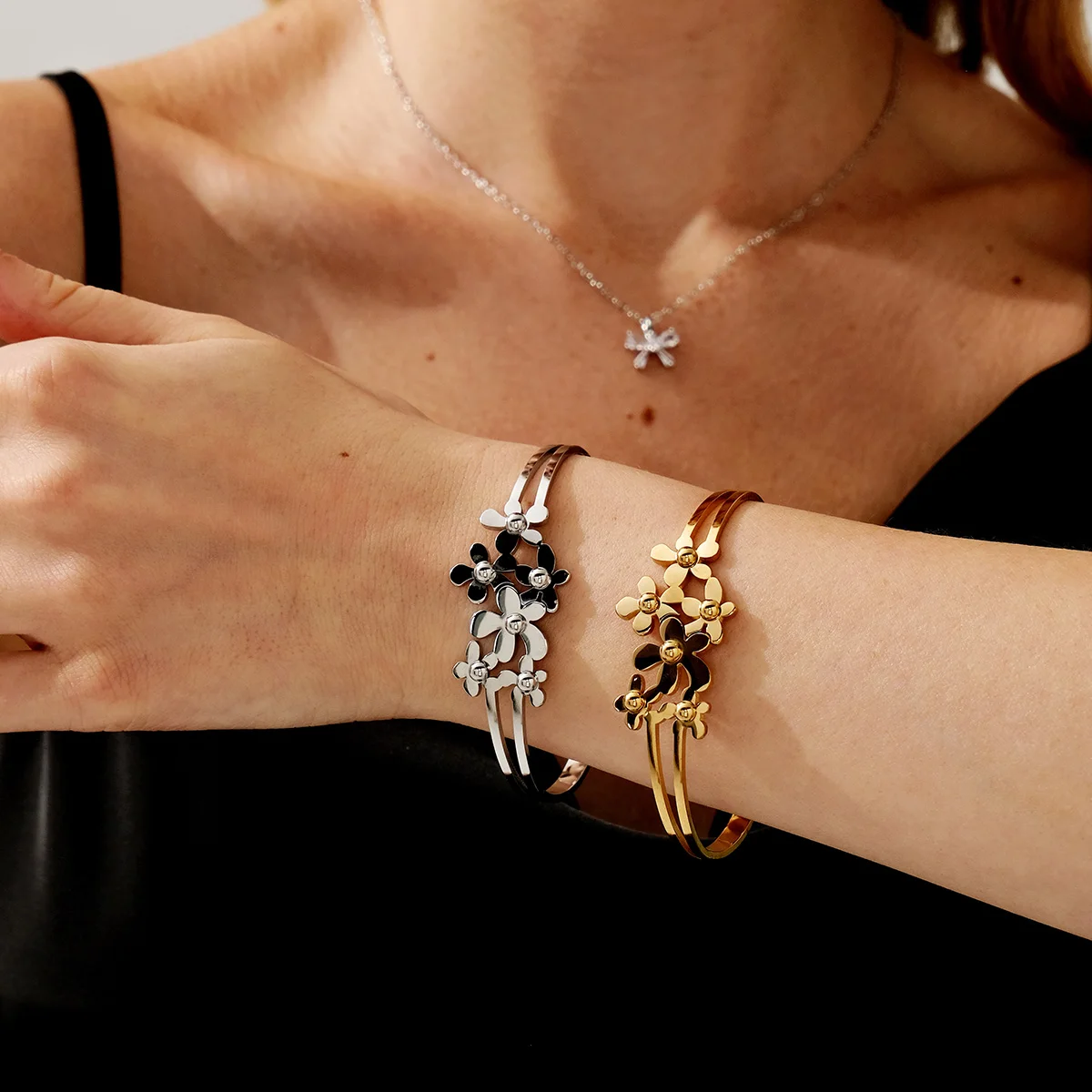 

Trendy Stainless Steel Flower Opening Bracelet Sweet and Romantic Woman's Bracelet Party Jewelry Accessories For Girls As Gifts