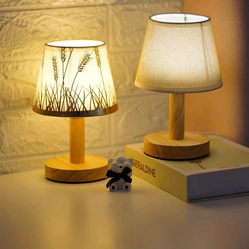 Solid Wood Night Lamp New Linen Table Lamp LED Desk Lamp Eye Protection Nightstand Lamp USB Powered Beside Lamp Bedroom Decor