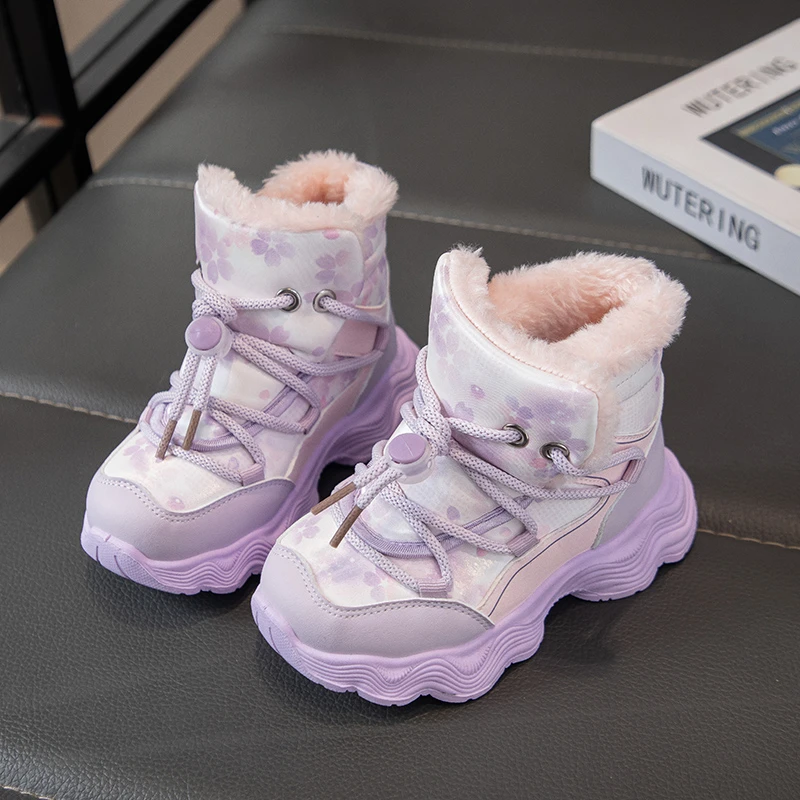 

Детские зимние ботинки на толстом меху. Детские спортивные ботинки с веревкой. Зима 2023. Новые теплые ботинки для мальчиков и девочек. Красивые ботинки на мягкой подошве.