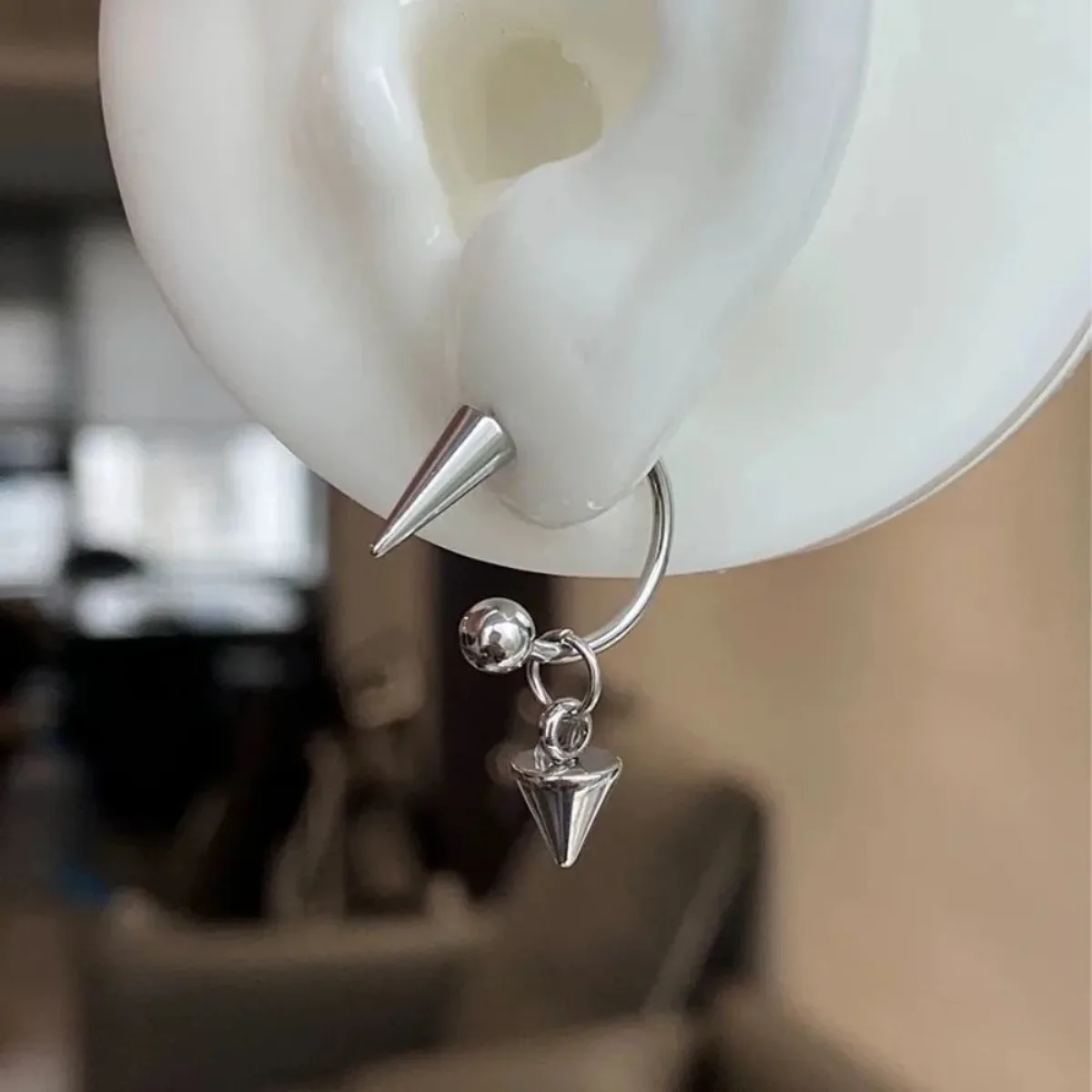 Gothic Punk Stainless Steel round Ball Rivets Pendant Stud Earrings for Women Men Hip Hop Rock Charms Colorfast Jewelry