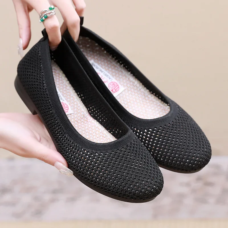 2023 Large Size Women\'s Shoes Fashion Mesh Hollowed Out Breathable Soft Sole Anti-slip Casual Flat Sole Shoes for Women