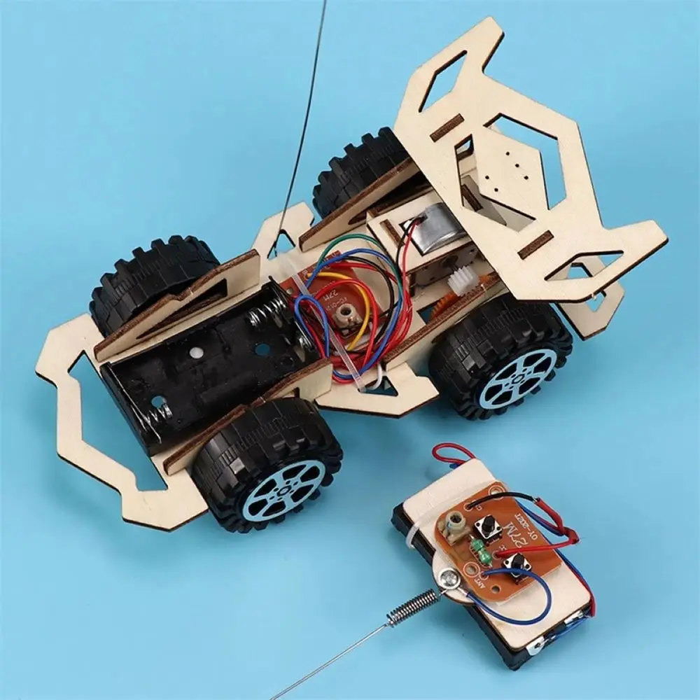 Ability Develop Interest Educational Toys Wood RC Toys Remote Control Racing Car Model RC Racing Car Assembling Model 4-CH Car