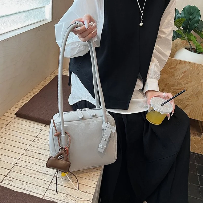 Tas Tote Wanita Kulit Klasik Populer Merek Mewah Desainer Terkenal Elegan Selempang Chic Tas Komuter