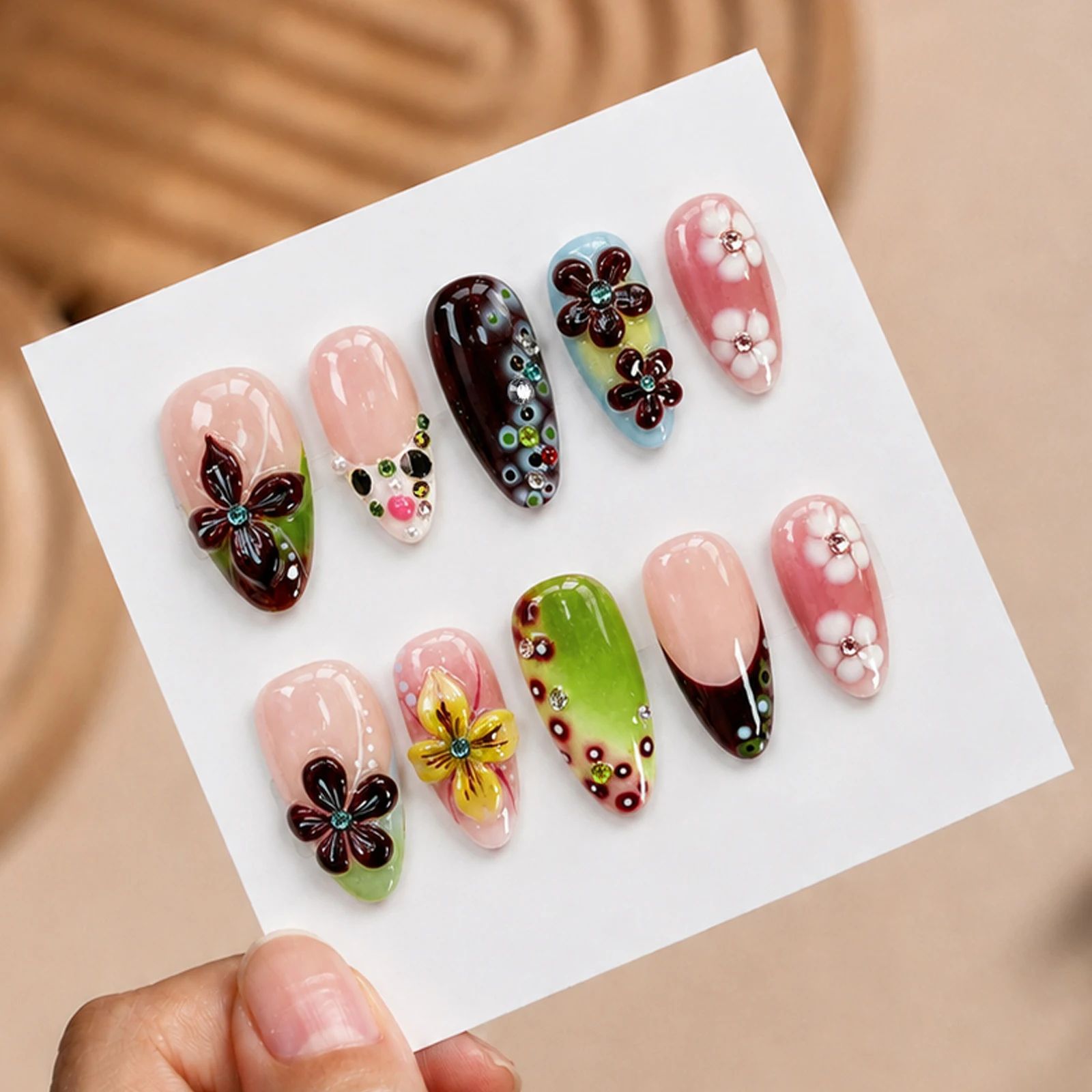 Women's Press On Nails Bridal Wedding Party Almond Fake Nails 3D Resin Flower Rhinestone Tips Handcrafted Luxury Manicure