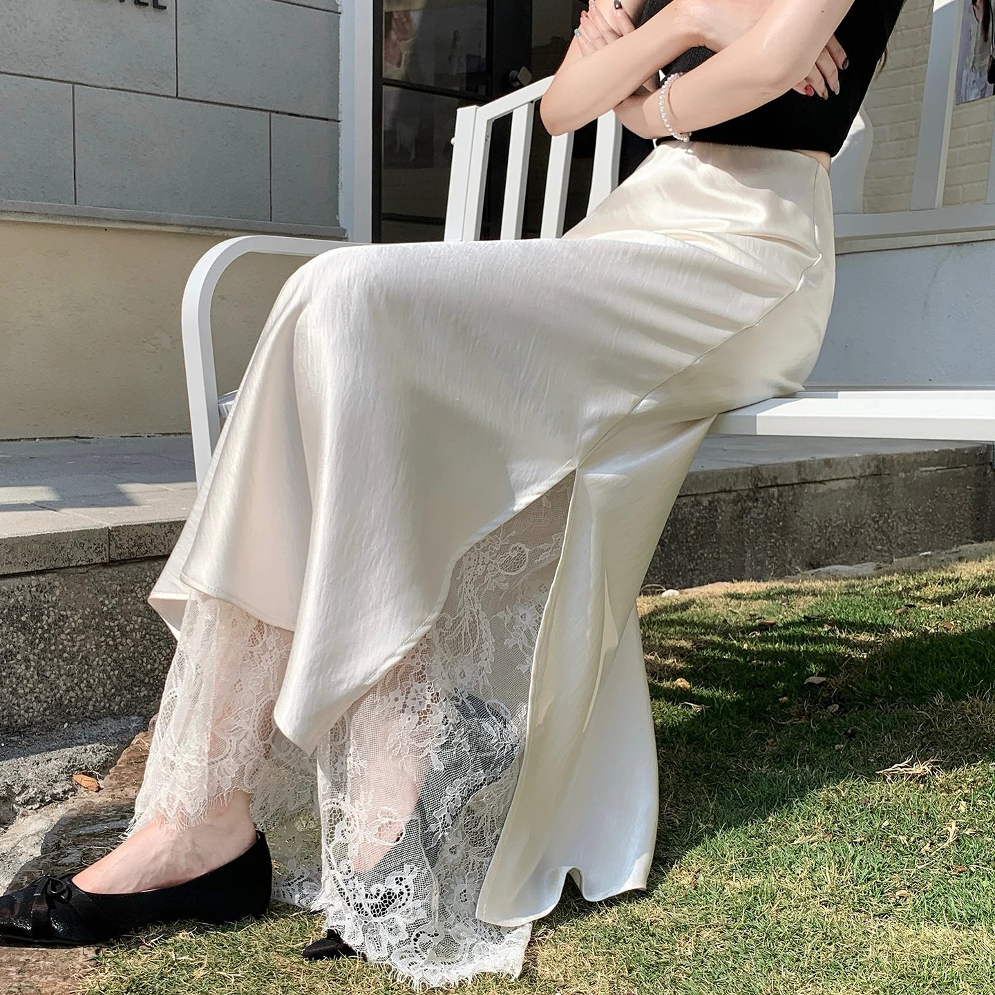 

Summer French Elegant Fashion Long Skirt Women's Lace Spliced Satin Elastic Waist Skirt Casual High Street Chic Side-Slit Skirt