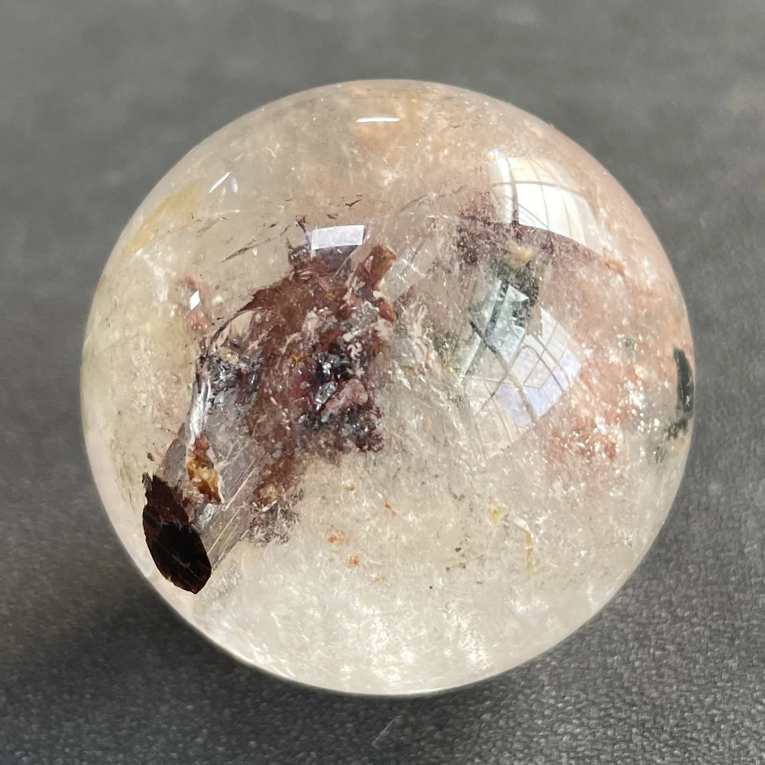 117g Natural Green Phantom And Tourmaline Symbiosis Sphere Polished Garden Quartz Ball Reiki Healing Crystal Room Decor Y1961