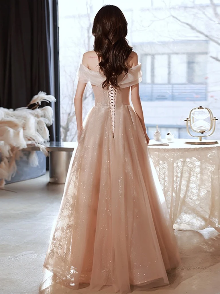 Elegant Celebrity Dresses Champagne Off the Shoulder Applique Sequined Boat Neck Sleeveless Lace Up Formal Cocktail Prom Gowns