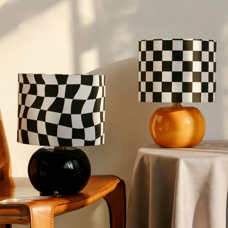 

Internet celebrity romantic Nordic ins style checkerboard table lamp black and white creative bedroom bedside lamp living room d