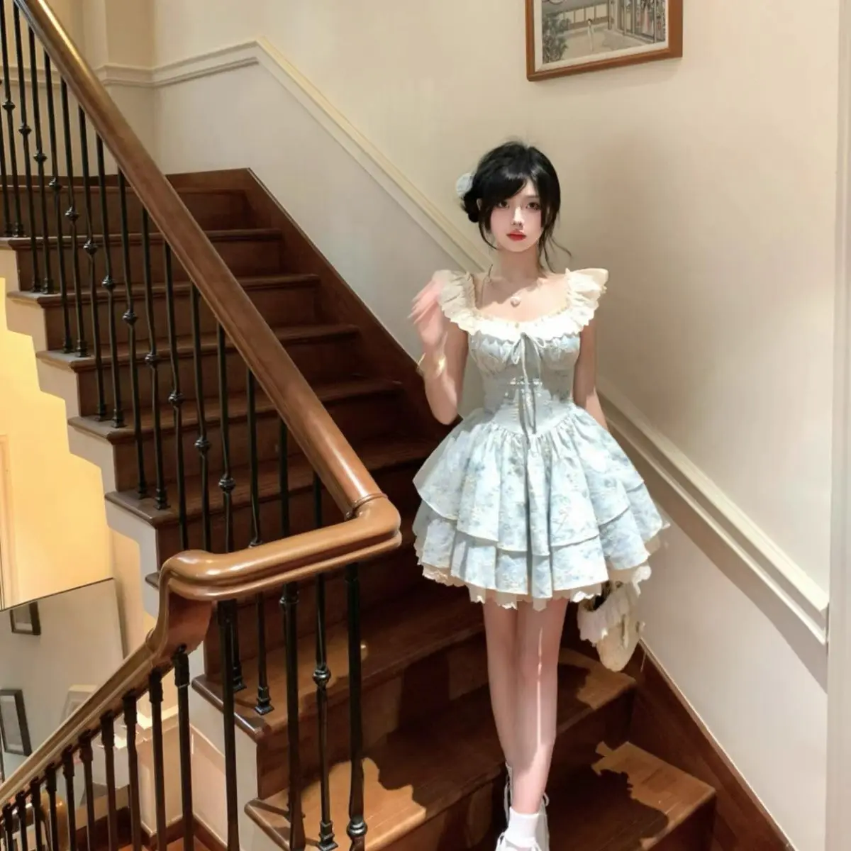 Spring and Summer New Sweet Little Fly Sleeves French Print Waist Slimming Princess Fluffy Dress for Women