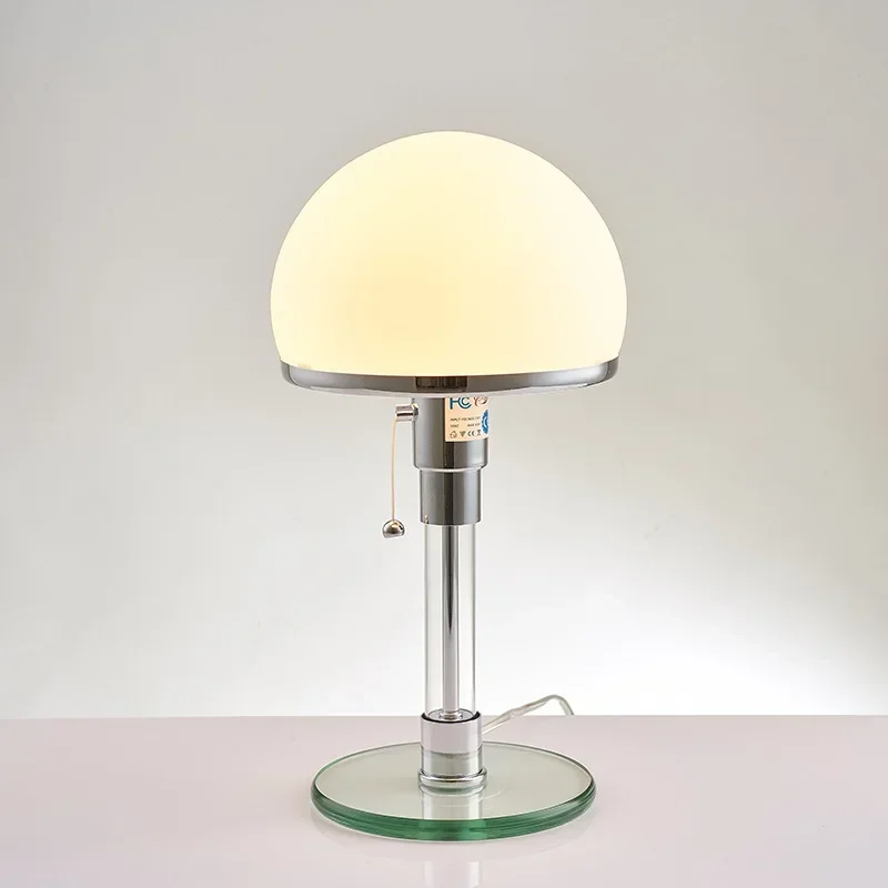 Lampa Bauhaus lampa biały stół dish Designer Nordic sypialnia proste szkło nocna lampa stołowa do salonu