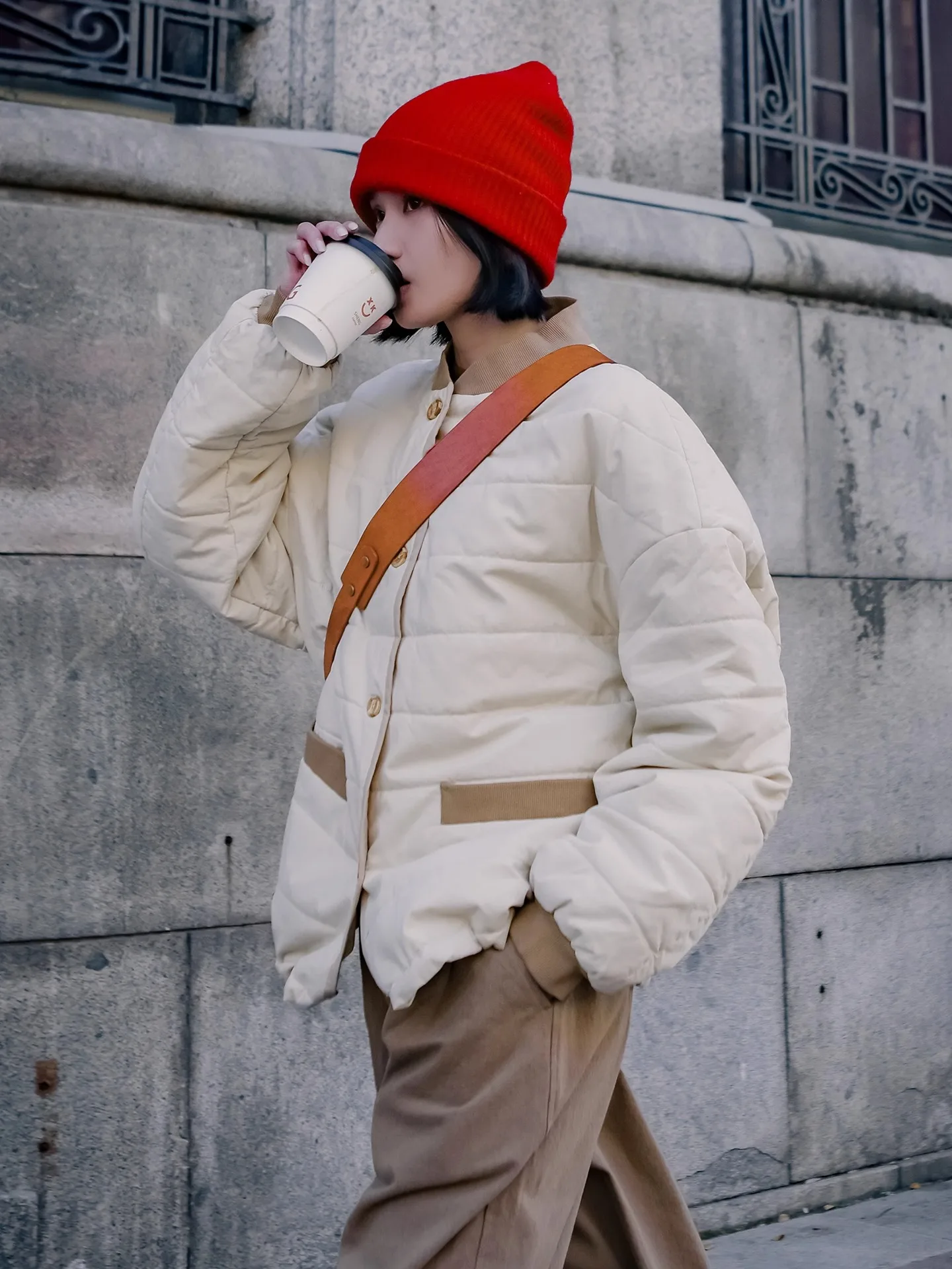 

Colored Cotton Jaet Women's Outerwear Windproof Cuff Ribbing Warm Stitching Winter Coat Long Sve round Ne Sin...