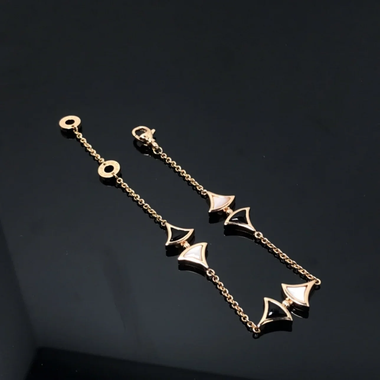 

"Unique Charm Accessory: S925 Silver Bracelet, Trendy, Subtle Yet Eye-Catching"