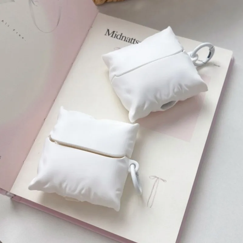 

Interesting Pillow Earphone Protective Cover for Samsung Buds3 Buds3pro Buds3FE Silicone Earphone Cover Accessory Set