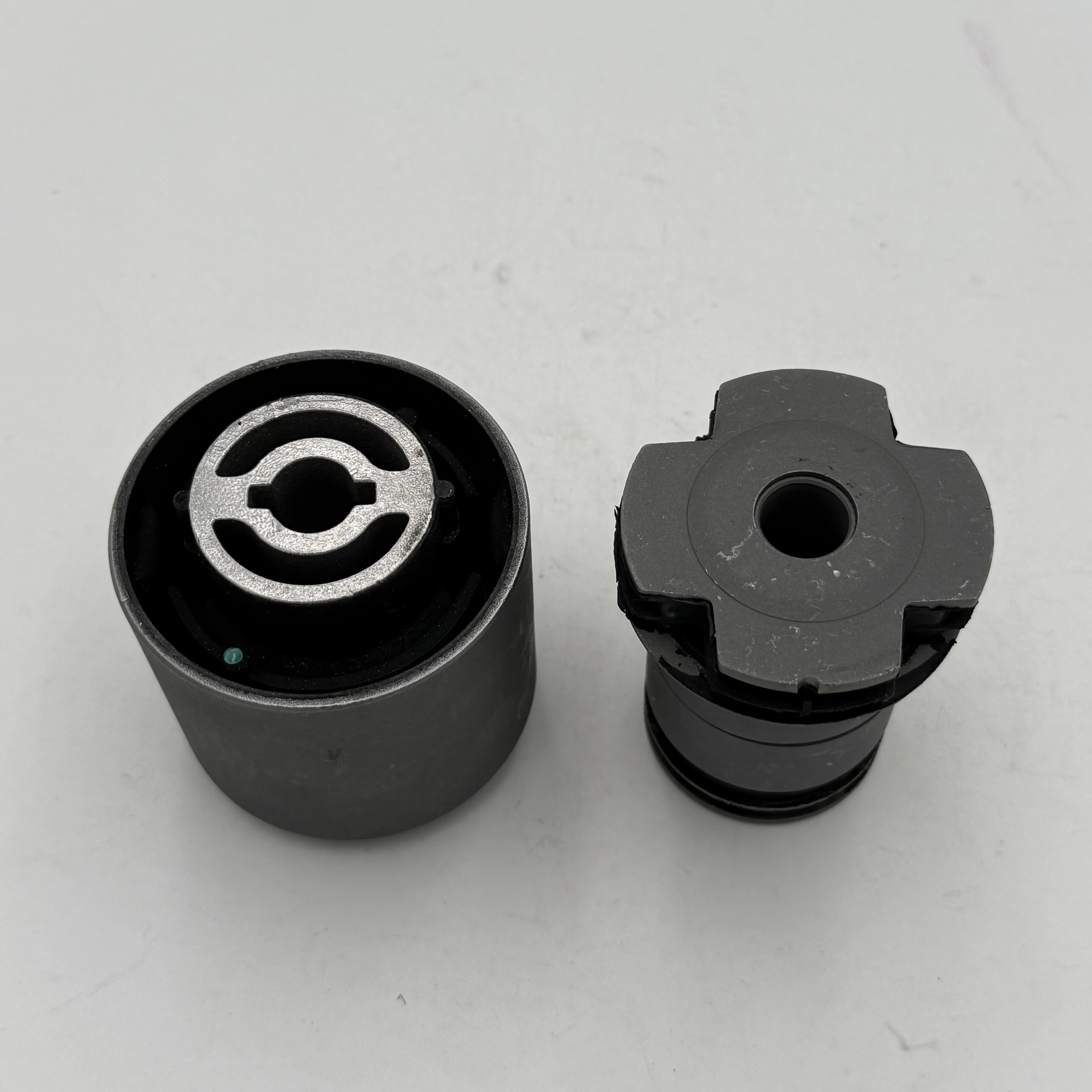 

20921464 20921465 Rear Lower Control Arm Bushing For Cadillac XTS BUICK
