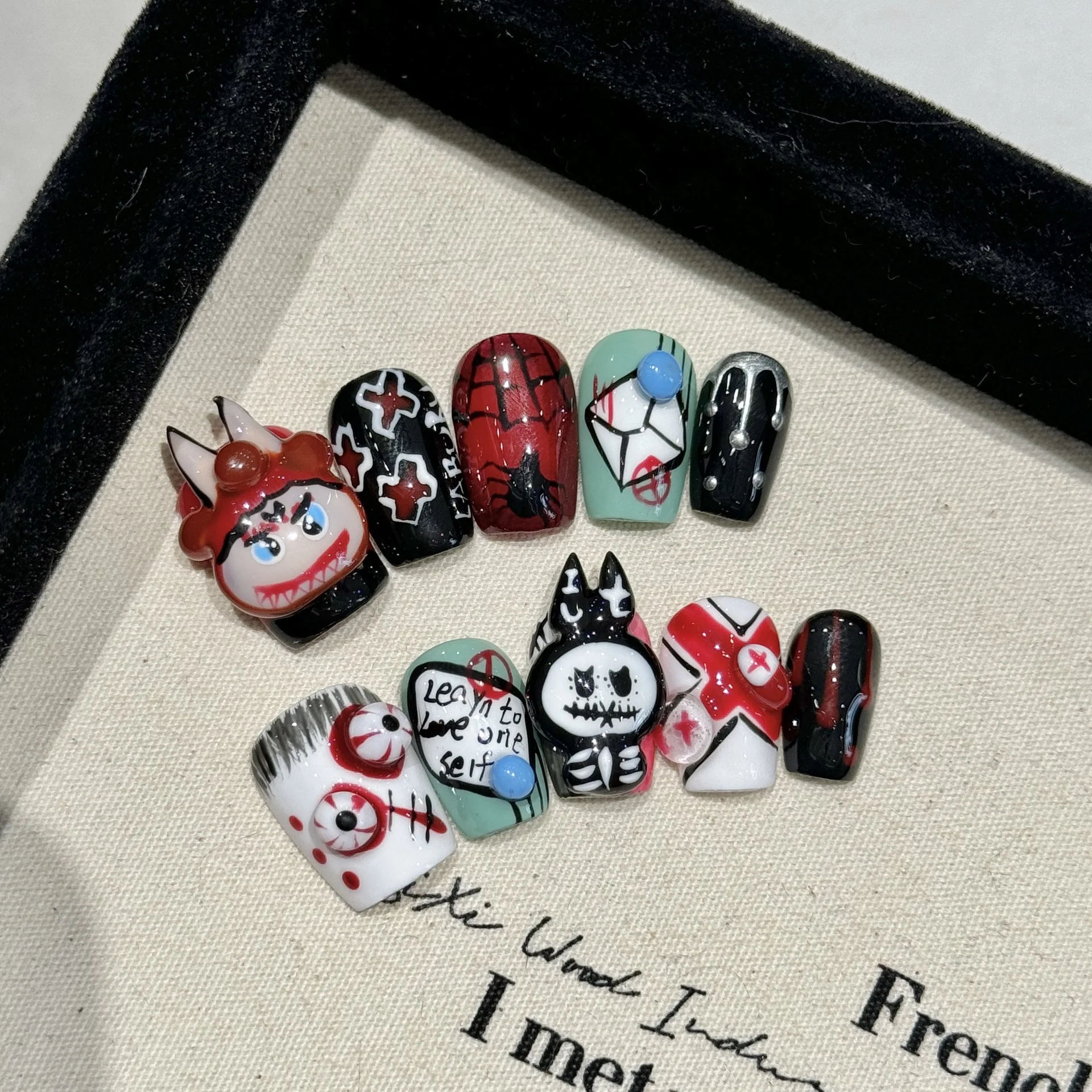 10 pièces nouveaux produits annuels Halloween édition limitée faux ongles faits à la main tête de citrouille fantômes squelette humain oeil de chat faux ongles