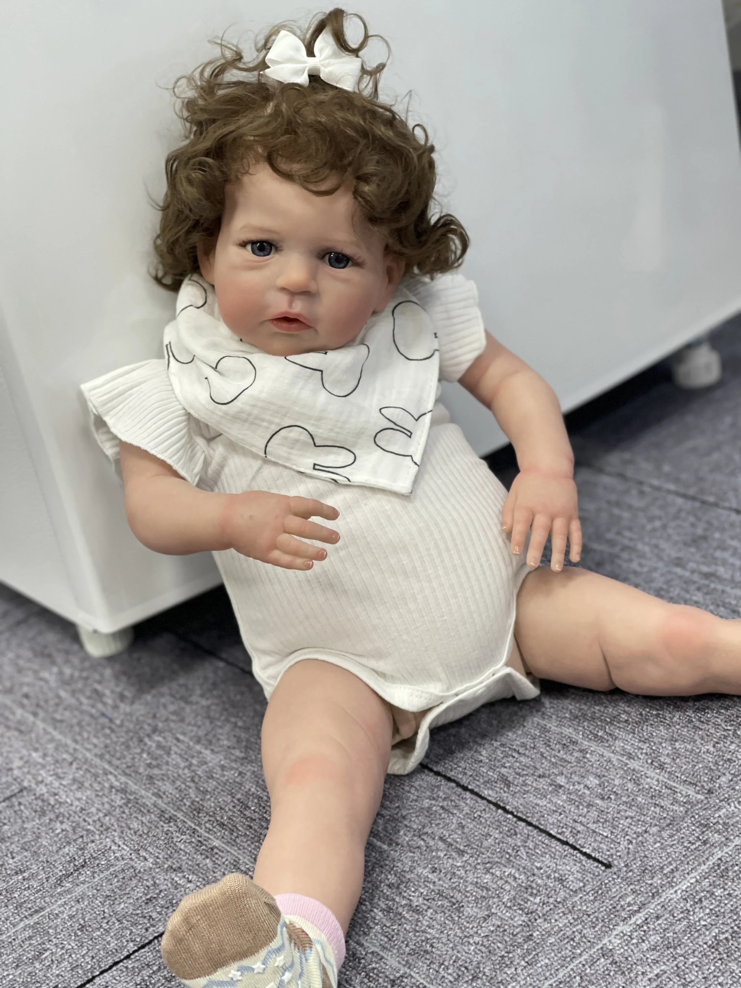 Sandie 60CM Zacht Katoen Lichaam Levensechte Reborn Pop Meerdere Lagen Schilderen 3D Huid Zichtbare Aderen Met Handwortel haar