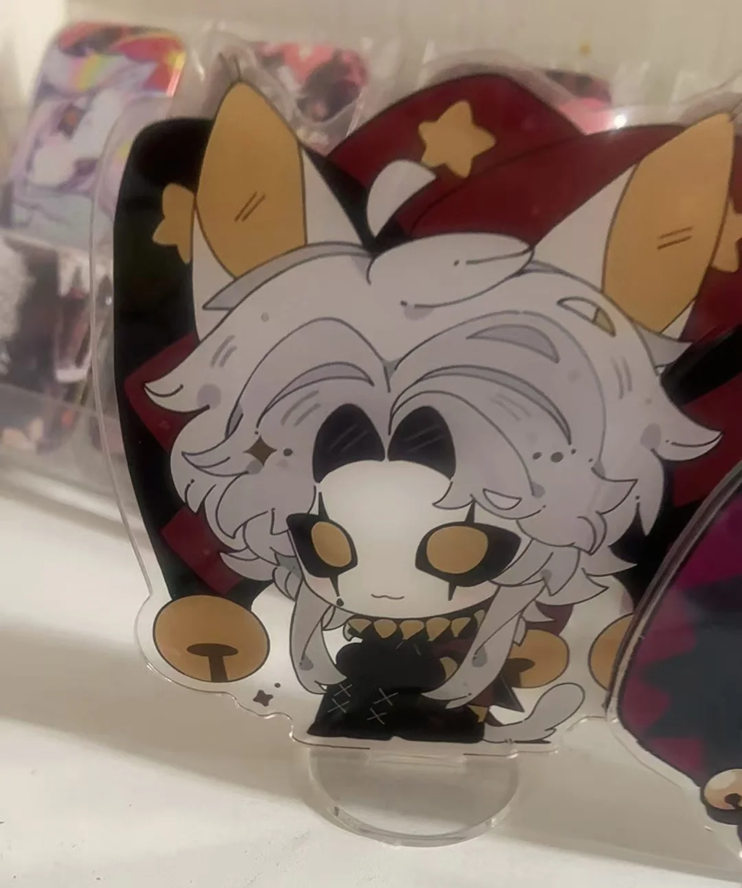 ゲームザ・フリーク・サーカスピエロ・ハーレクインフィギュアアクリルスタンドQバージョンスタンディングプレートデスクトップオーナメントアクセサリー小道具10センチ